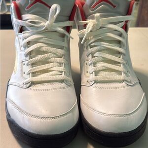 Jordan retro 5 fire red